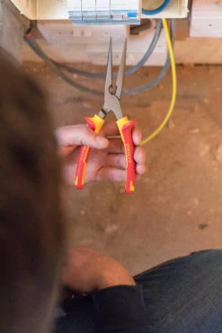 Stanley VDE Telefoontang 200mm -ToolMania Verkoop 0 84 007 A2 resized 1500 1500 300 rgb jpg