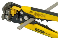 Stanley FatMax Automatische Striptang -ToolMania Verkoop FMHT0 96230 F2 resized 1500 1500 300 rgb jpg