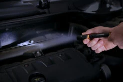 Stanley FatMax Penzaklamp 100LM -ToolMania Verkoop FMHT81510 0 A3 resized 1500 1500 300 rgb jpg