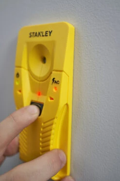 Stanley Materiaal Detector S110 -ToolMania Verkoop STHT77587 0 A8