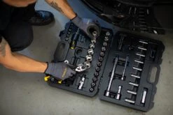 Stanley 1/4"+1/2" Doppenset (72 Delig) -ToolMania Verkoop STMT82831 1 A2