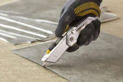 Stanley PRO DUO Uitschuifbaar Vouwmes -ToolMania Verkoop XTHT0 10502 A1 resized 1500 1500 300 rgb jpg